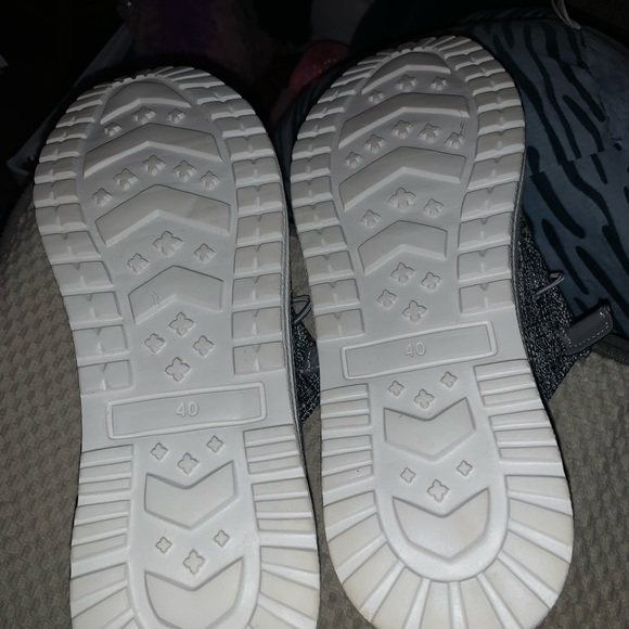 Pair of slip on beach shoes - Picture 2 of 3
